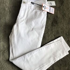 Jag NWT White Jeans